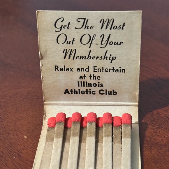 Vintage Matchbook Illinois Athletic Club of Chicago IAC Membership Relax Matches - Picture 13 of 16